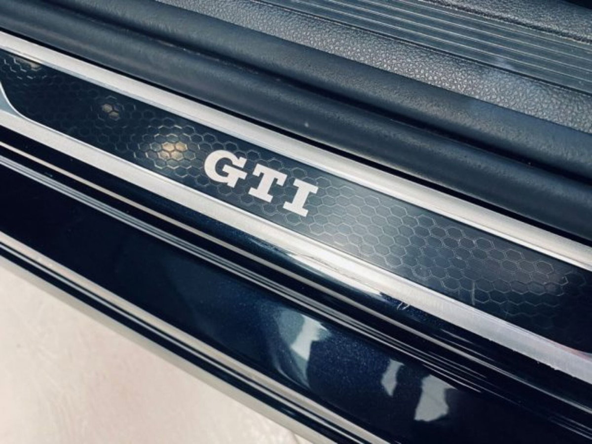Volkswagen Polo 2.0 TSI DSG GTI BlueMotion Technology (10)