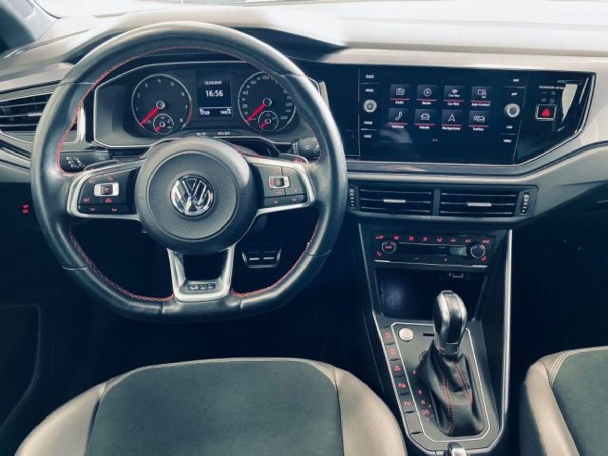 Volkswagen Polo 2.0 TSI DSG GTI BlueMotion Technology (13)