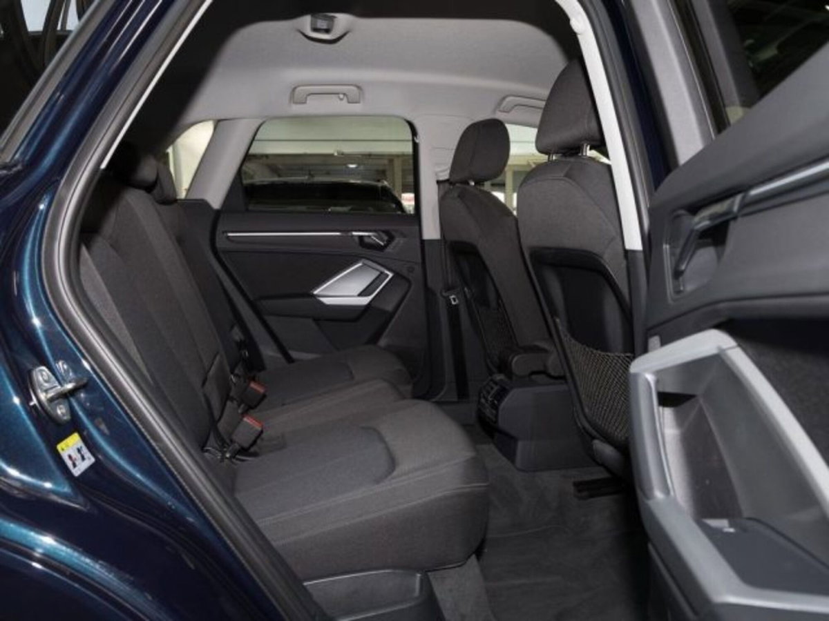 Audi Q3 35 TFSI Business Advanced (11)