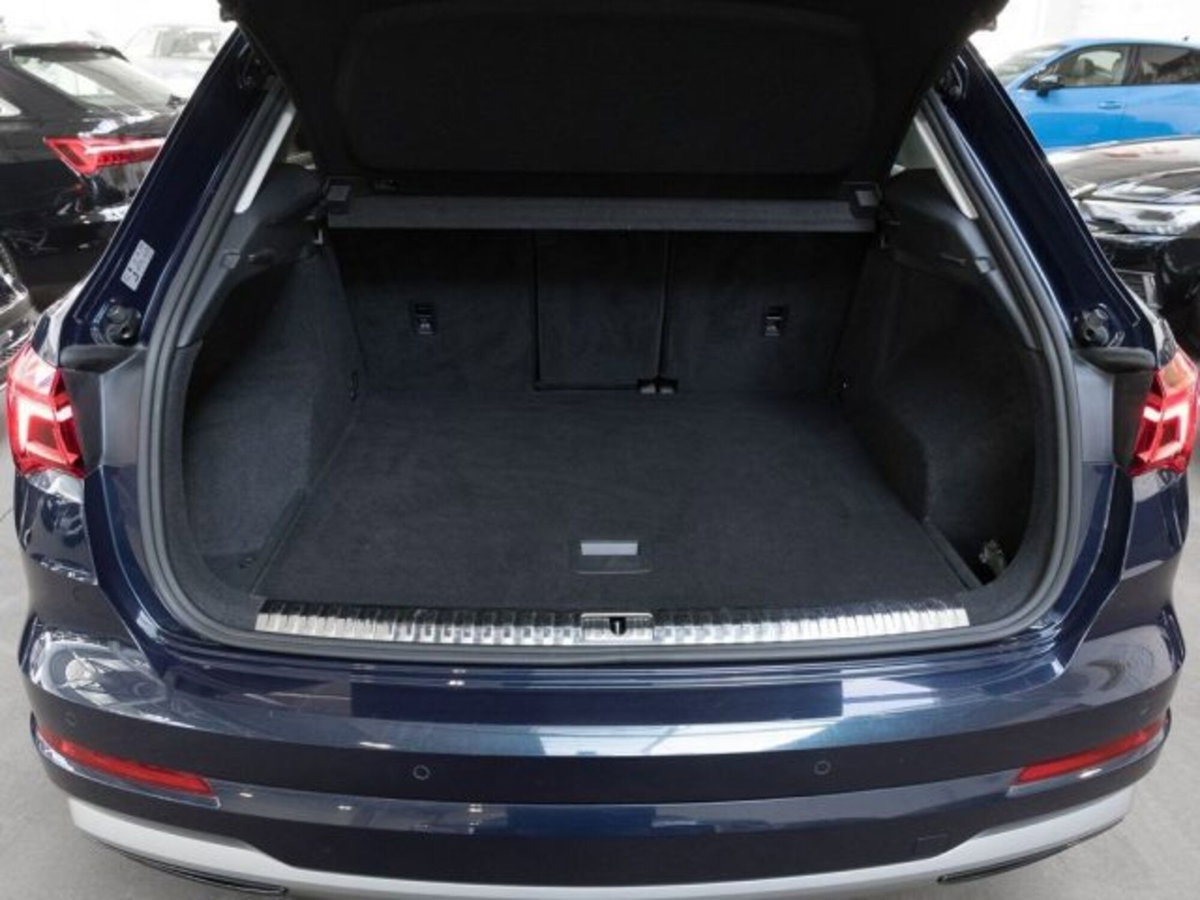Audi Q3 35 TFSI Business Advanced (12)