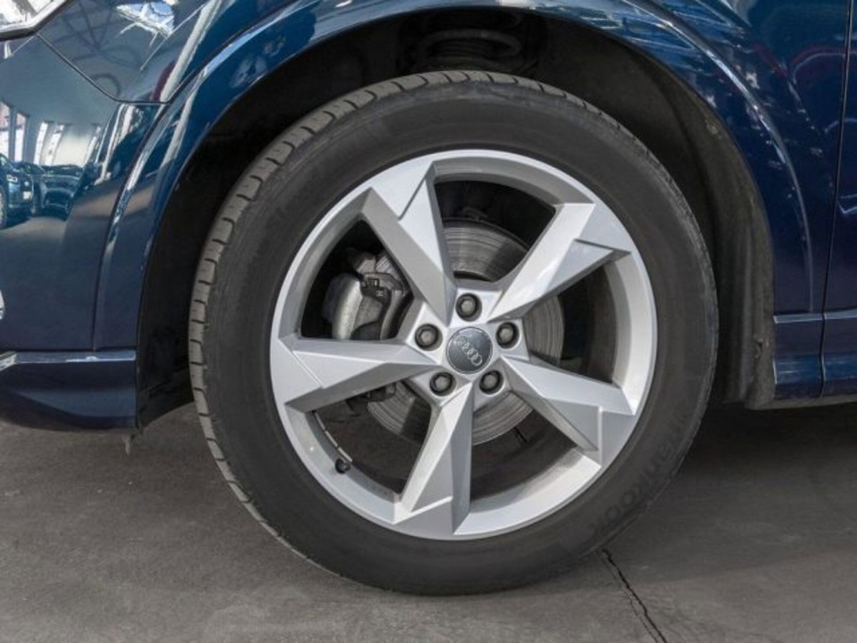 Audi Q3 35 TFSI Business Advanced (3)