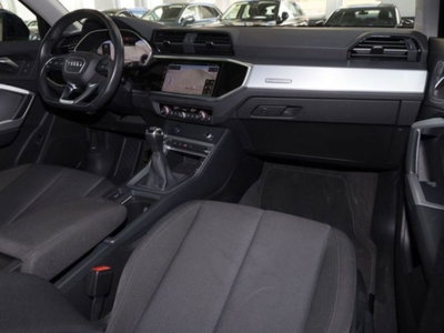 Audi Q3 35 TFSI Business Advanced (5)