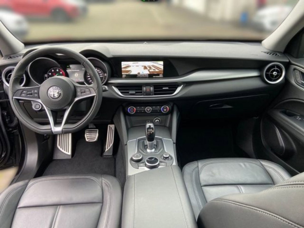 Alfa Romeo Stelvio Stelvio 2.0 Turbo 200 CV AT8 Q4 Super Business (6)