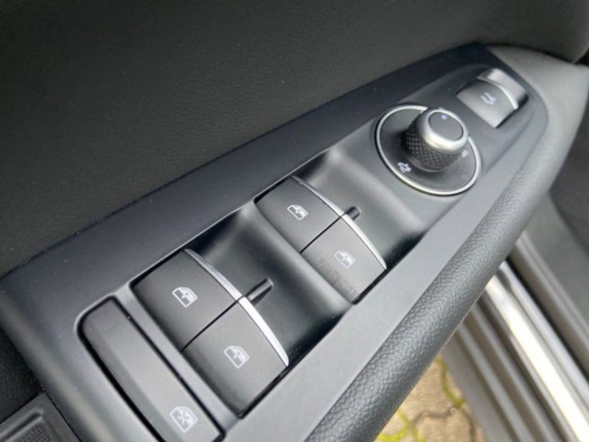 Alfa Romeo Stelvio Stelvio 2.0 Turbo 200 CV AT8 Q4 Super Business (8)