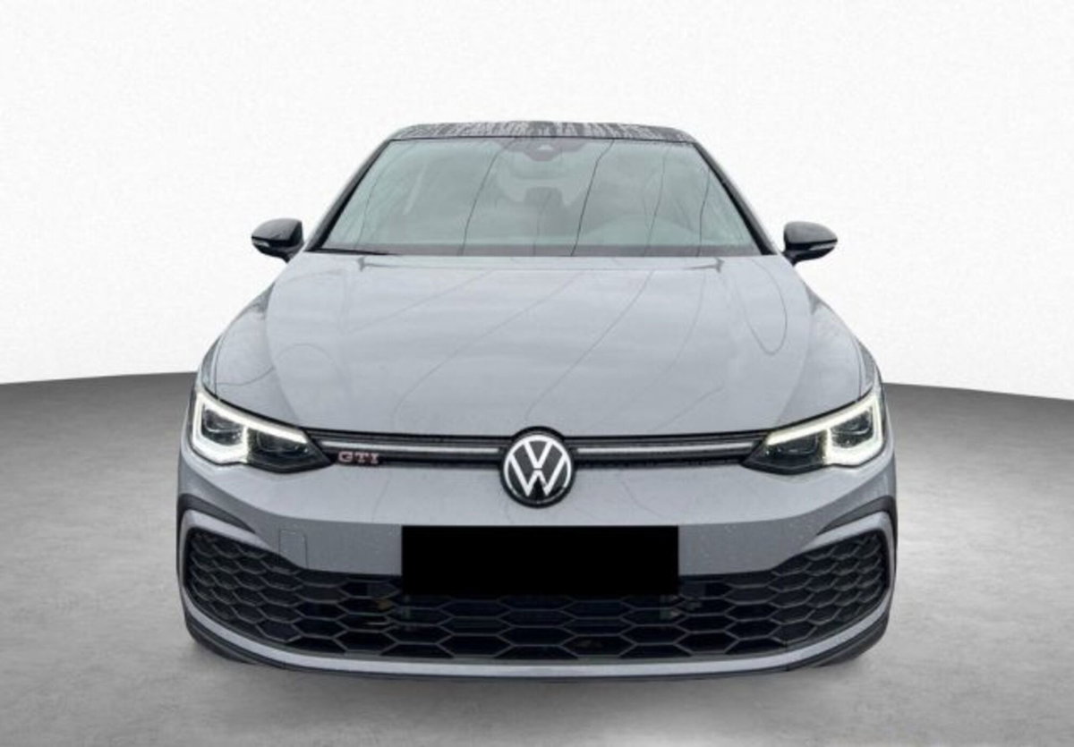 Volkswagen Golf 2.0 tsi GTI MT Ultimate 245cv (2)
