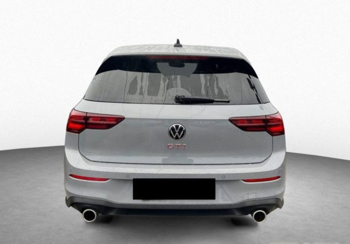 Volkswagen Golf 2.0 tsi GTI MT Ultimate 245cv (5)