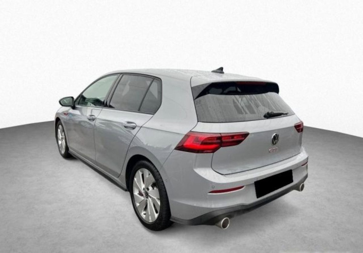 Volkswagen Golf 2.0 tsi GTI MT Ultimate 245cv (7)