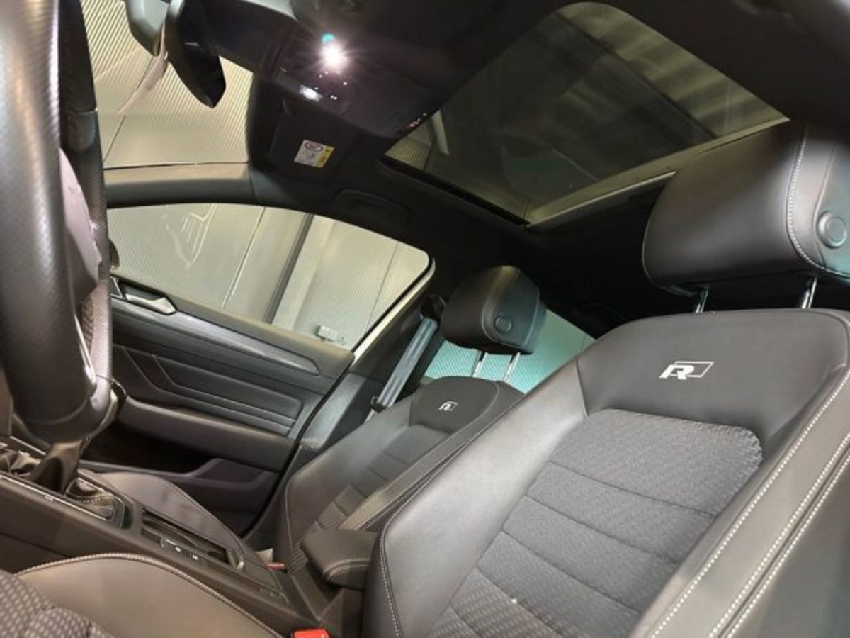 Volkswagen Passat 2.0 TDI SCR DSG Executive BMT (10)