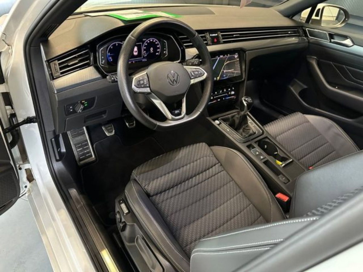 Volkswagen Passat 2.0 TDI SCR DSG Executive BMT (17)