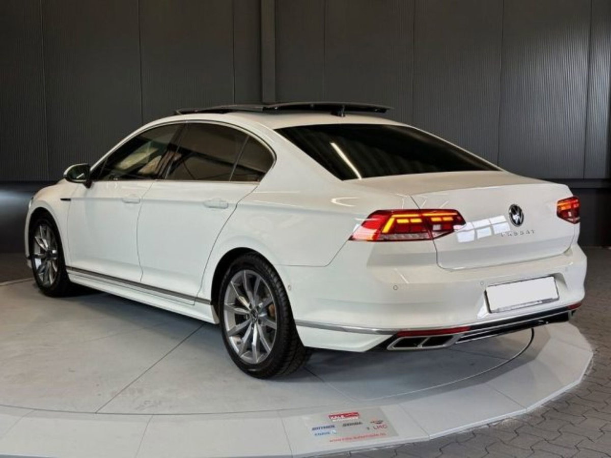 Volkswagen Passat 2.0 TDI SCR DSG Executive BMT (3)
