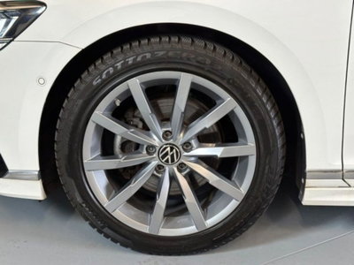 Volkswagen Passat 2.0 TDI SCR DSG Executive BMT (9)