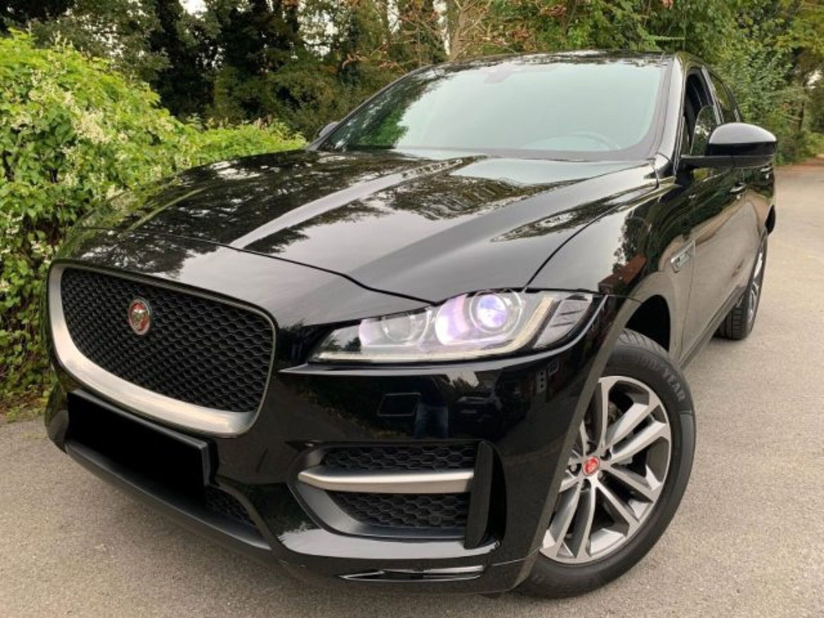 Jaguar F-Pace 2.0 250 CV AWD aut. R-Sport