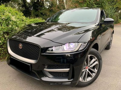 Jaguar F-Pace 2.0 250 CV AWD aut. R-Sport usata