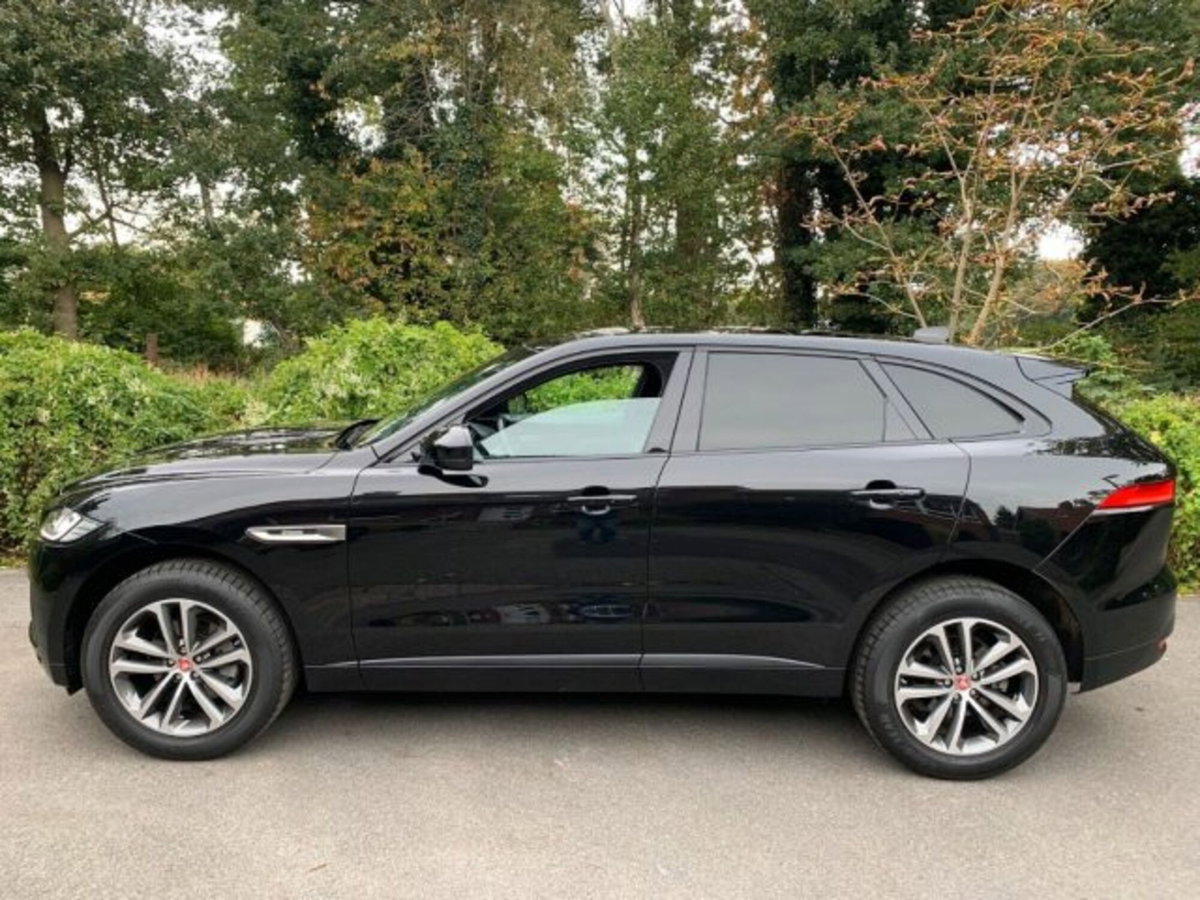 Jaguar F-Pace 2.0 250 CV AWD aut. R-Sport (5)