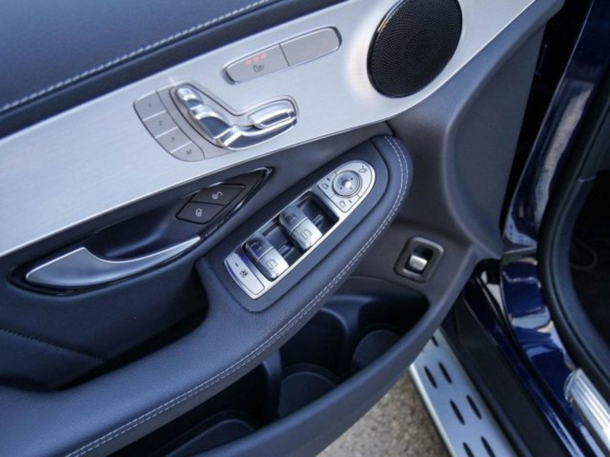 Mercedes-Benz GLC Coupé 300 d 4Matic Coupé Premium (12)