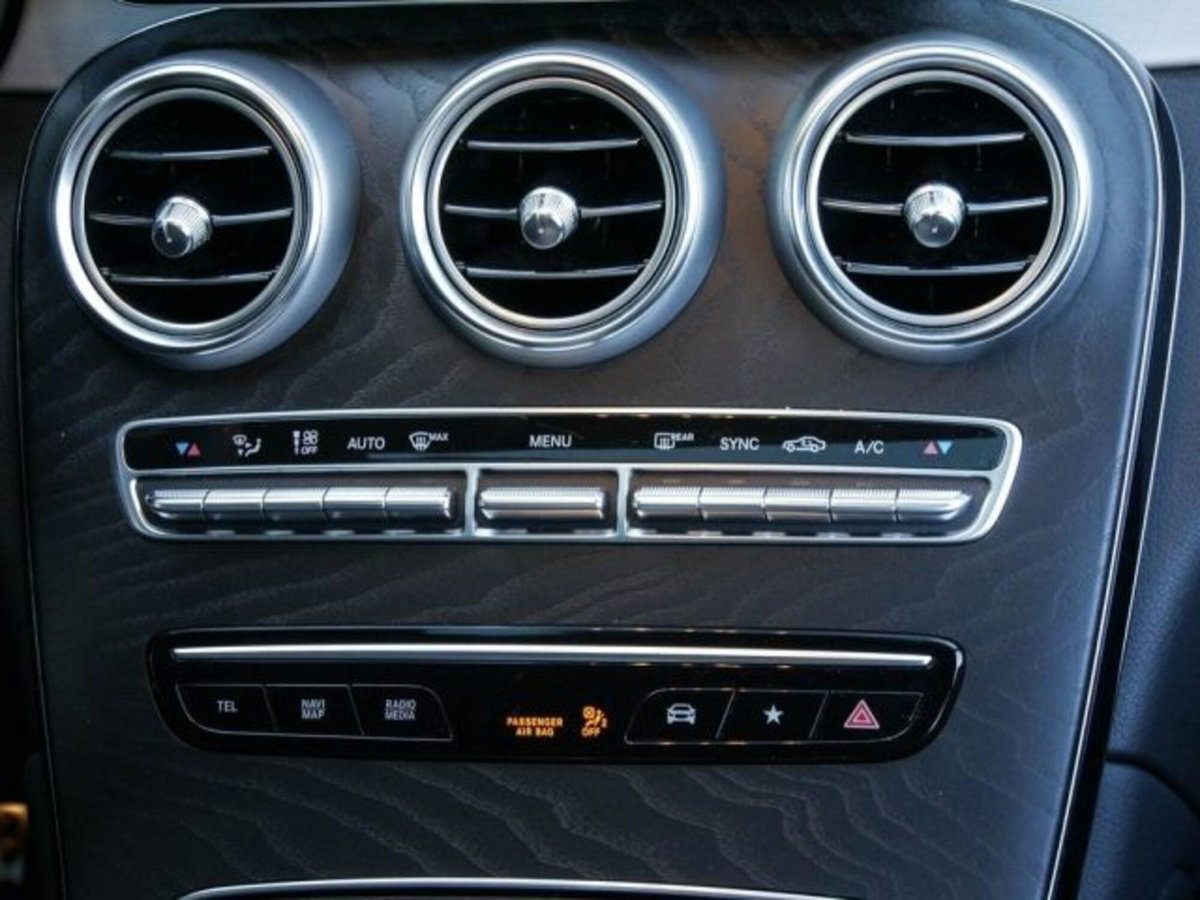 Mercedes-Benz GLC Coupé 300 d 4Matic Coupé Premium (7)