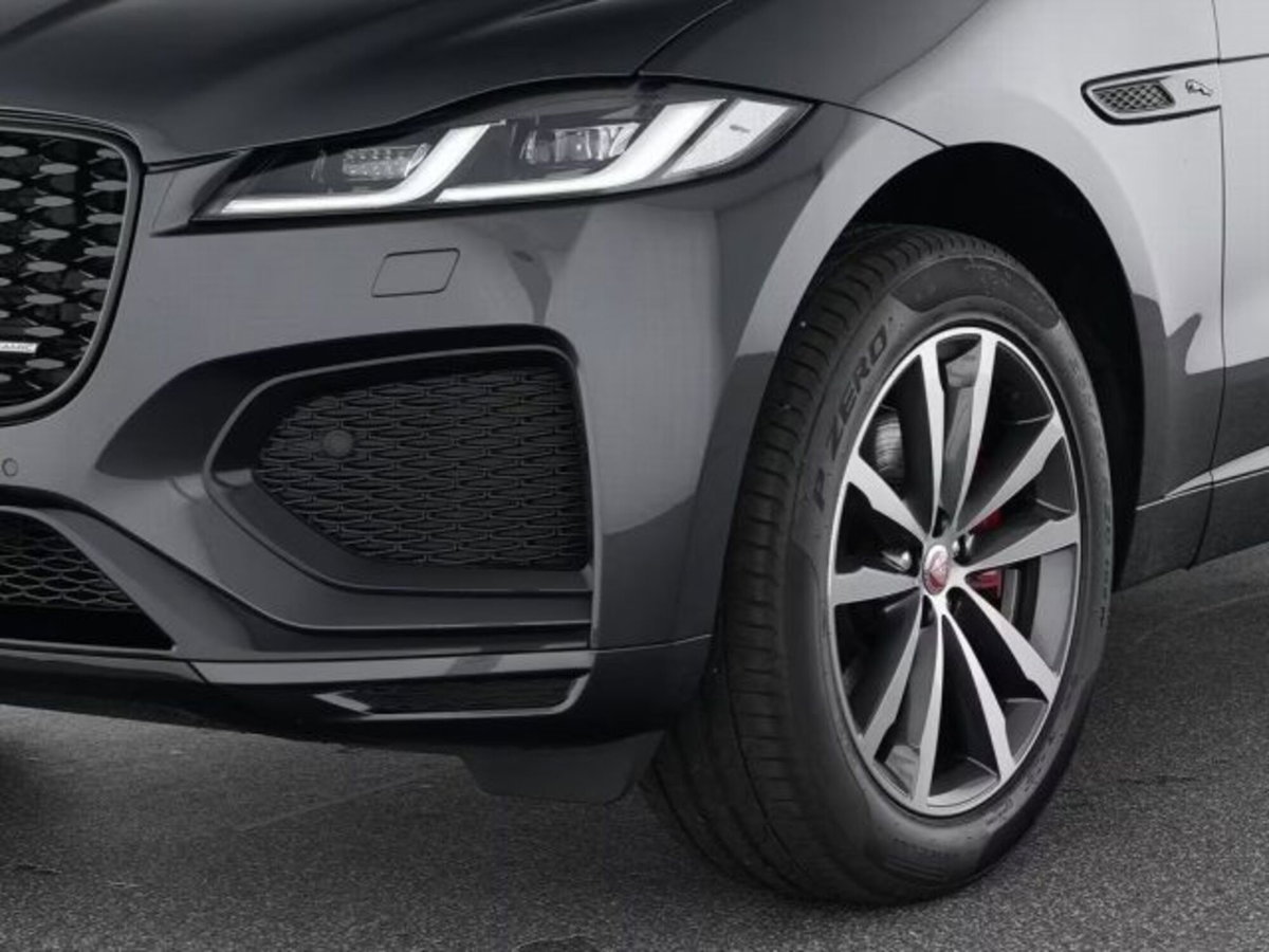 Jaguar F-Pace 2.0 250 CV AWD aut. R-Dynamic SE (8)
