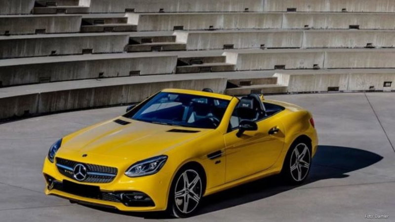 Mercedes-Benz SLC 300 AMG line