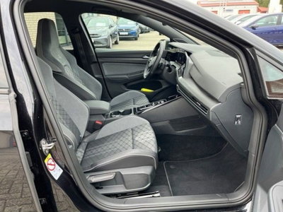 Volkswagen Golf 2.0 TDI 150 CV DSG SCR R-Line (11)