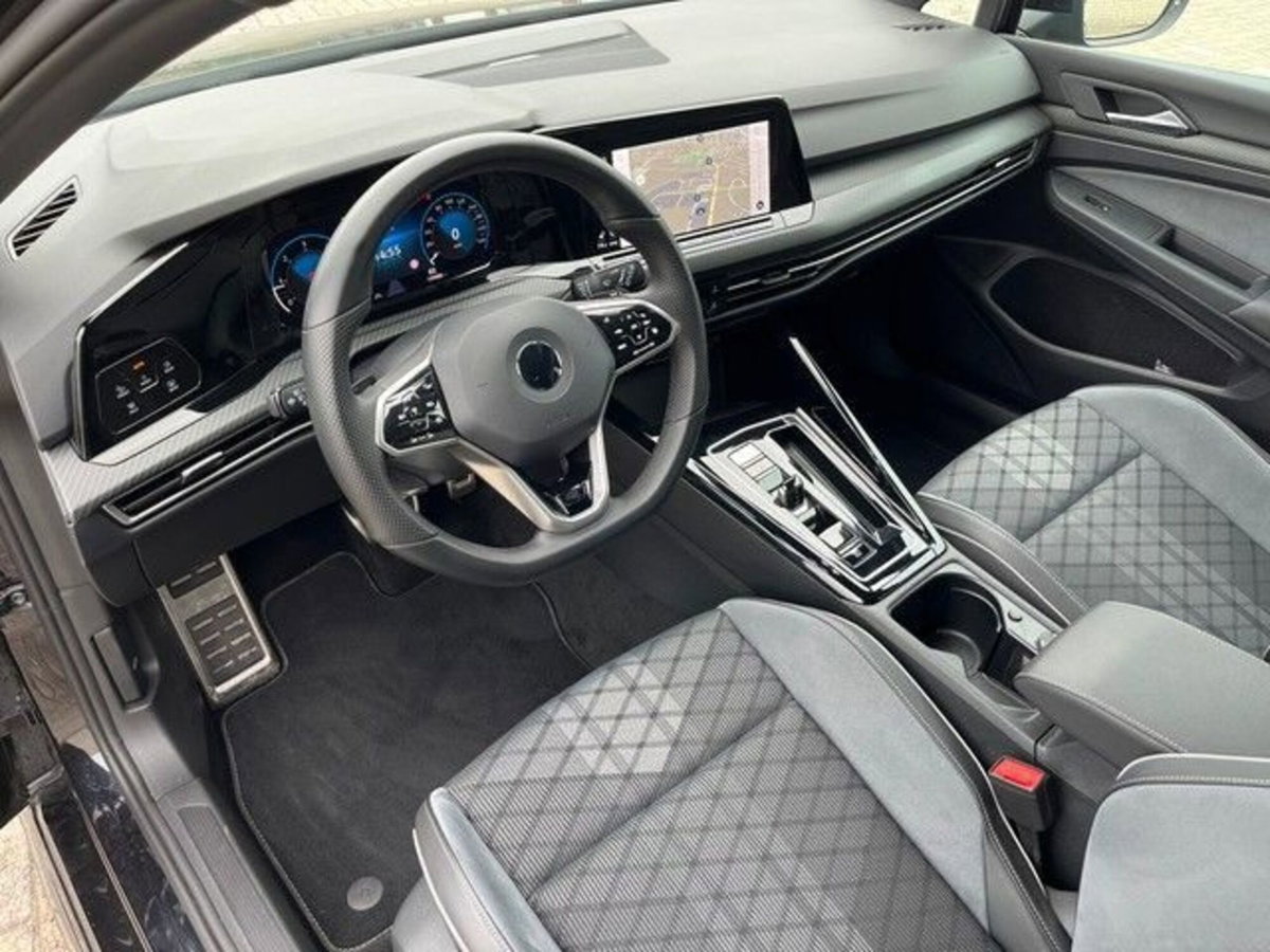 Volkswagen Golf 2.0 TDI 150 CV DSG SCR R-Line (9)