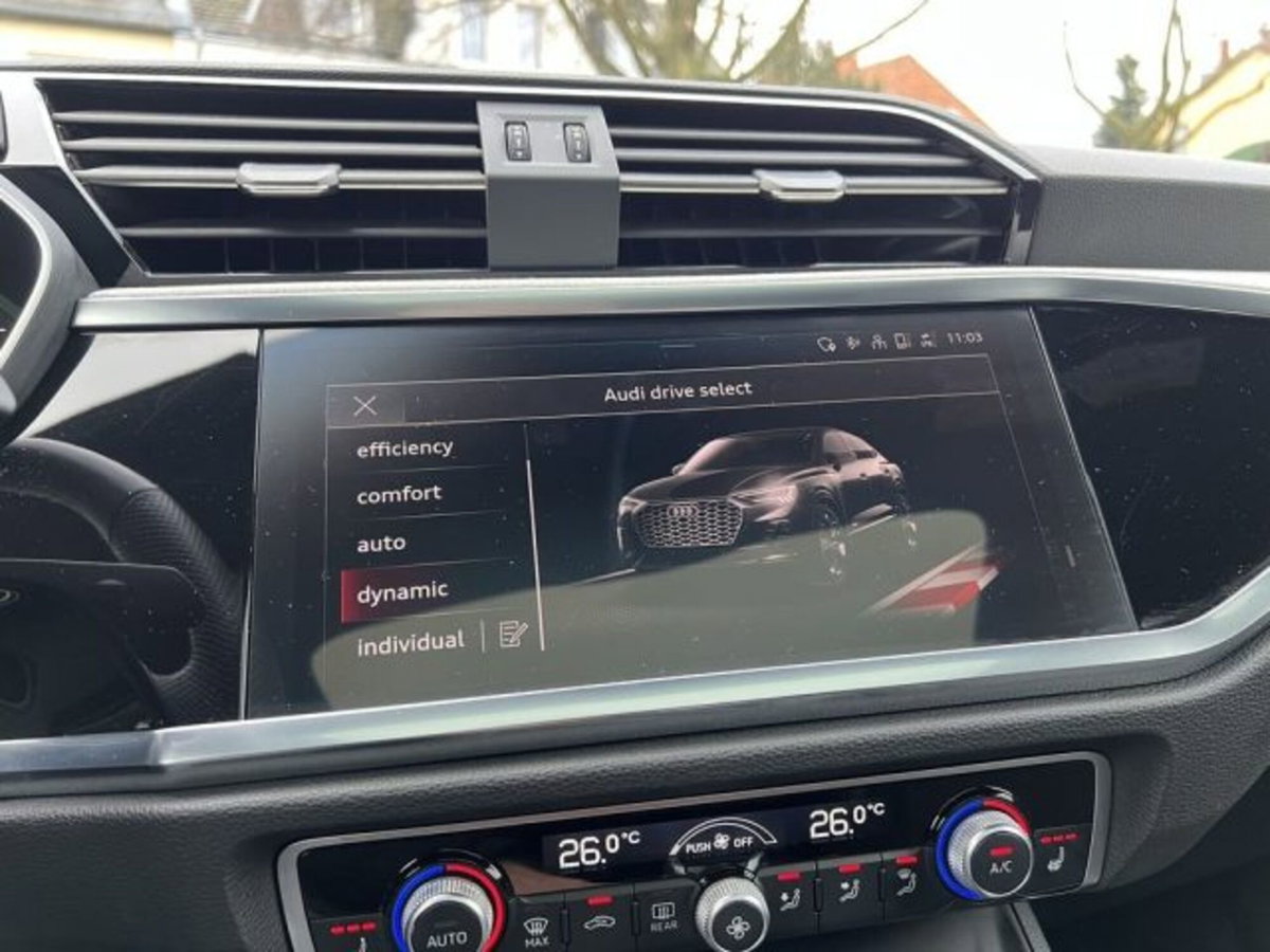 Audi Q3 Sportback 35 TDI quattro S tronic S line edition (14)