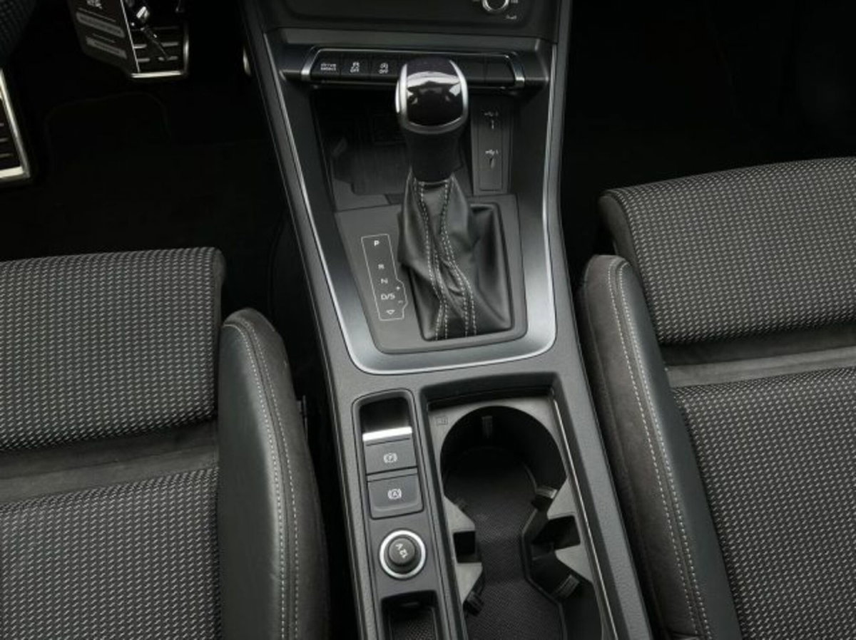 Audi Q3 Sportback 35 TDI quattro S tronic S line edition (16)