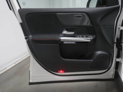 Mercedes-Benz GLA SUV 220 d AMG Line Premium Plus 4matic auto (8)