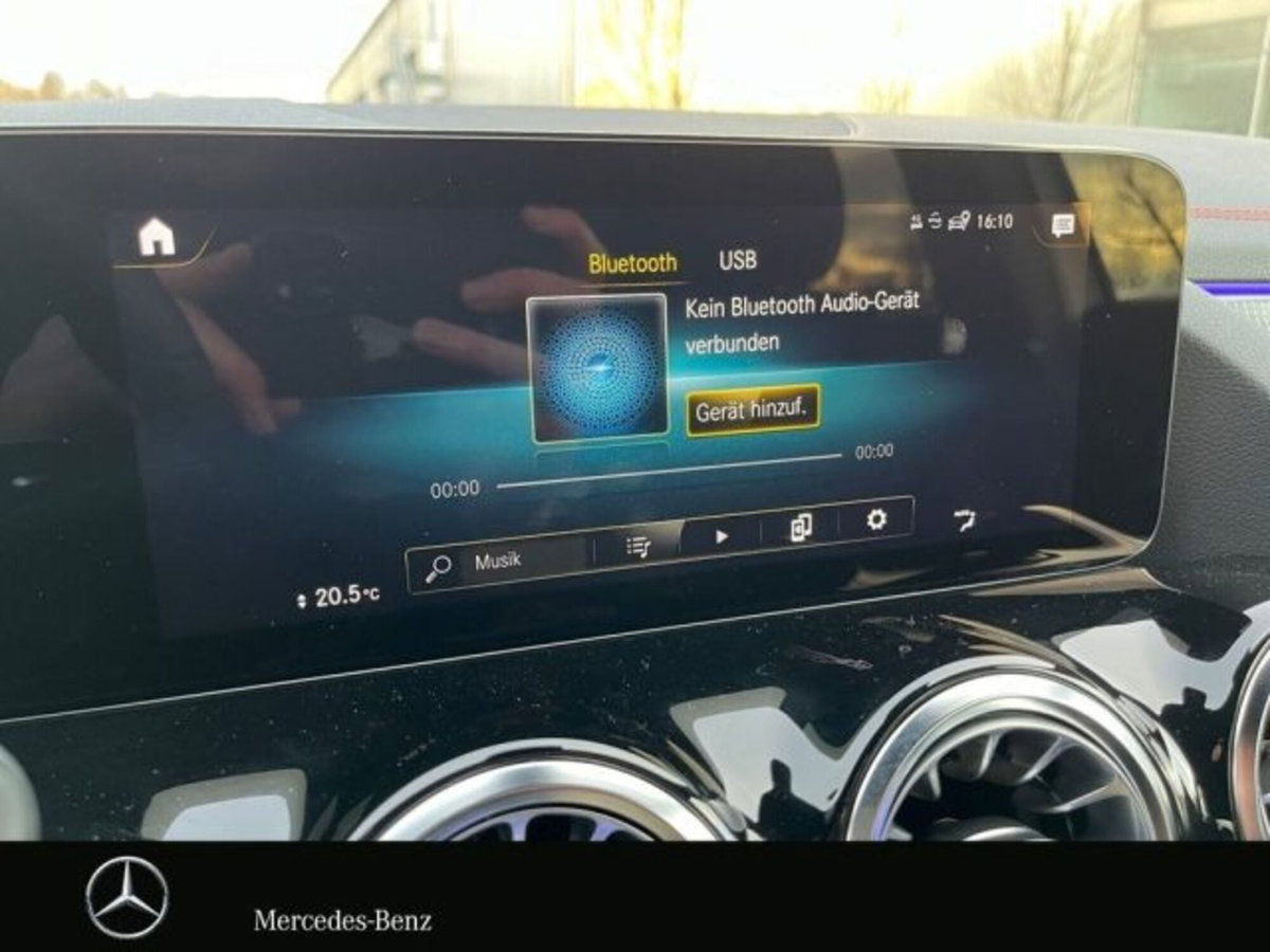Mercedes-Benz EQA 300 AMG Line Premium 4matic (16)