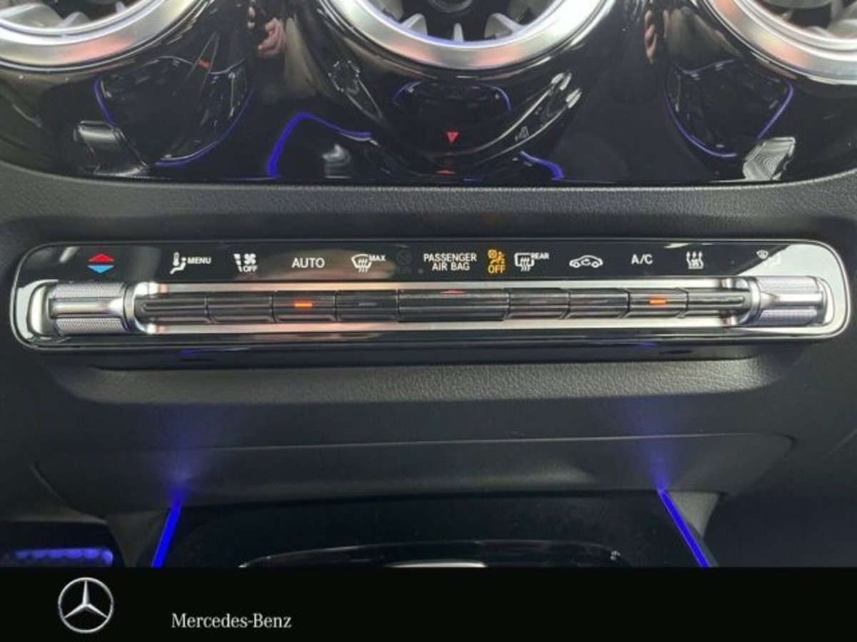 Mercedes-Benz EQA 300 AMG Line Premium 4matic (18)