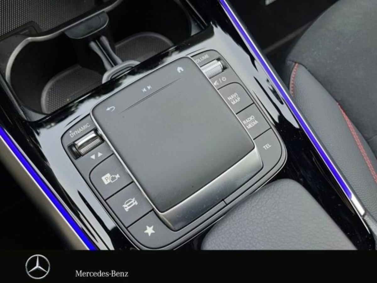 Mercedes-Benz EQA 300 AMG Line Premium 4matic (19)