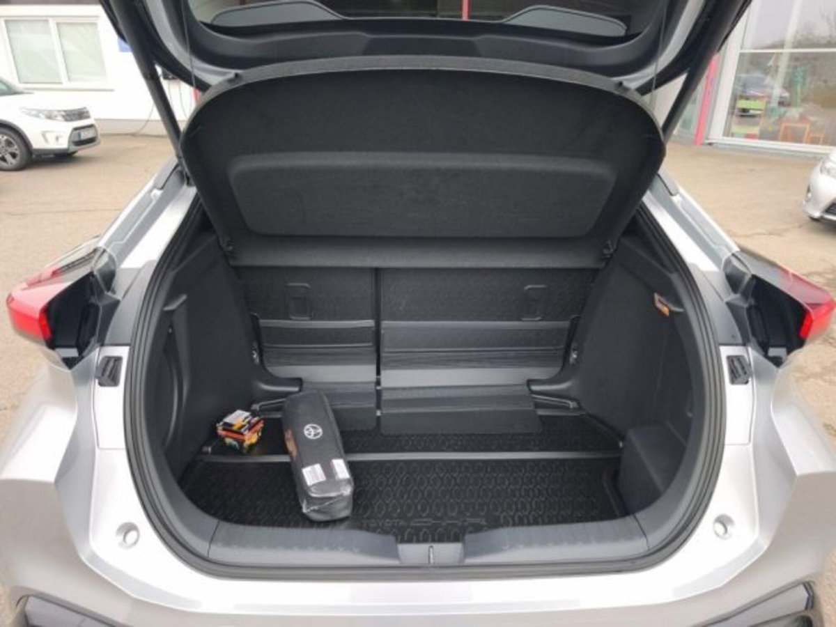 Toyota Toyota C-HR 2.0 hv GR Sport Premiere awd e-cvt (14)
