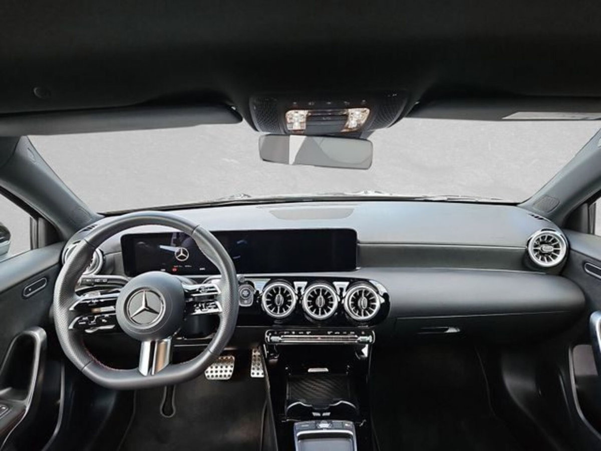 Mercedes-Benz Classe A 200 d AMG Line Premium Plus auto (4)