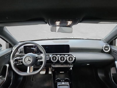 Mercedes-Benz Classe A 200 d AMG Line Premium Plus auto (4)