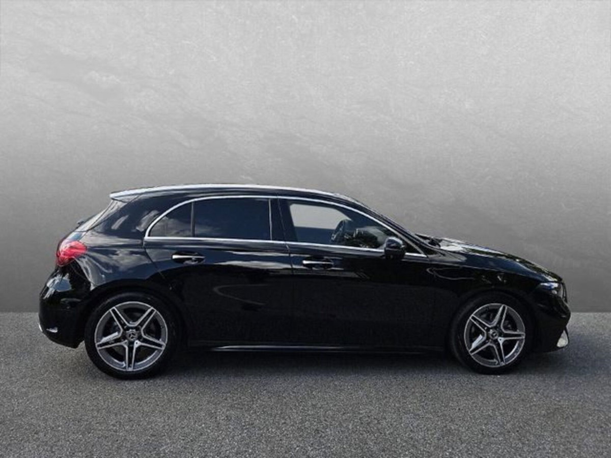Mercedes-Benz Classe A 200 d AMG Line Premium Plus auto (6)