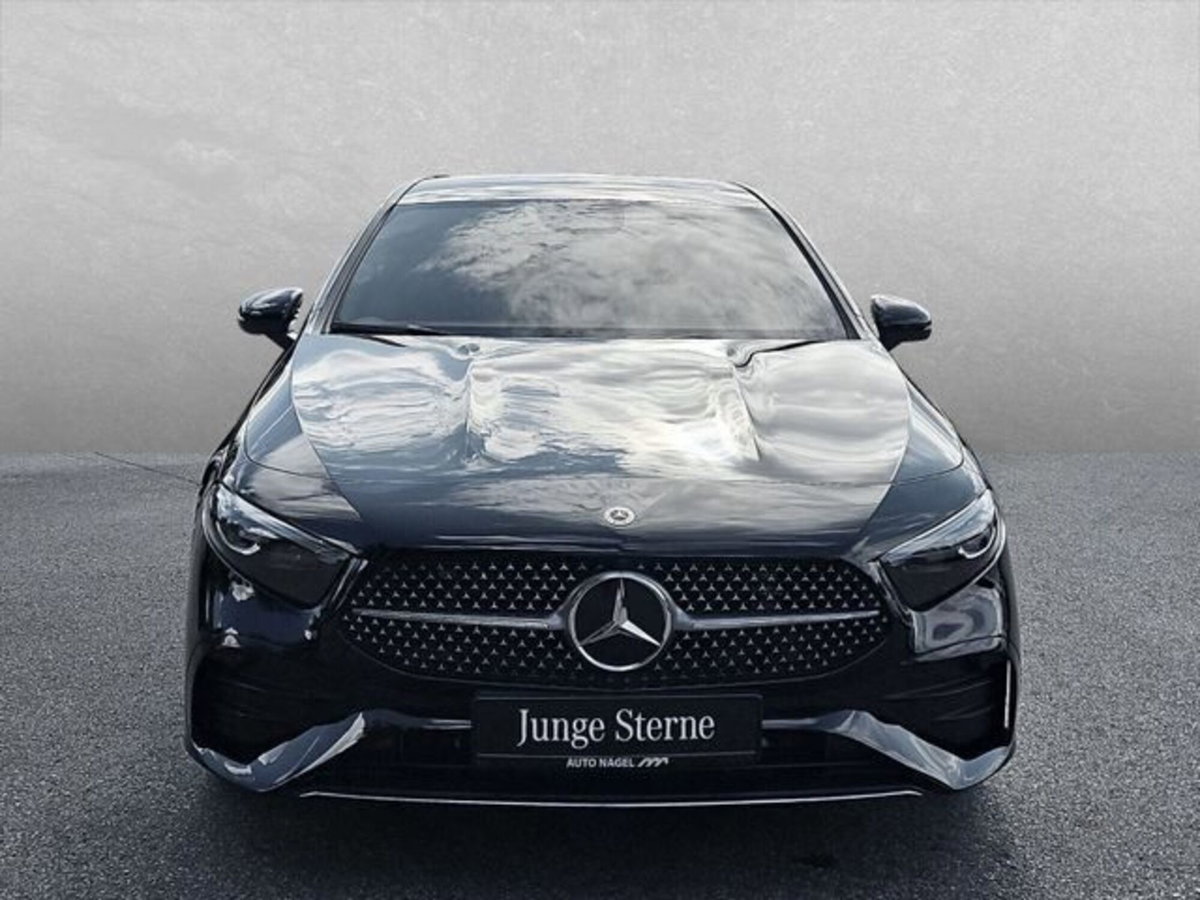 Mercedes-Benz Classe A 200 d AMG Line Premium Plus auto (8)