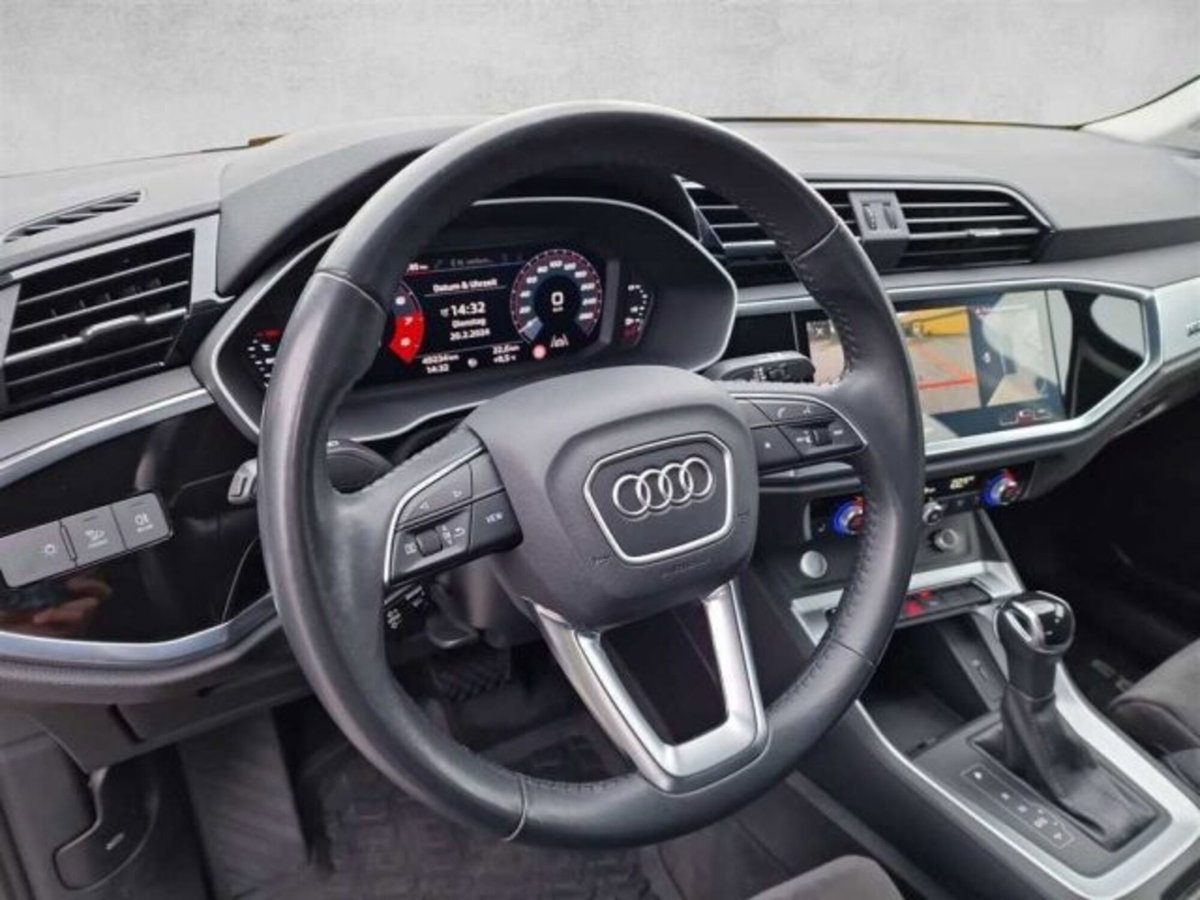 Audi Q3 Sportback 40 TFSI S tronic quattro edition (11)