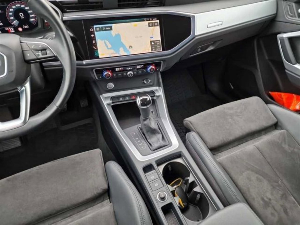 Audi Q3 Sportback 40 TFSI S tronic quattro edition (15)