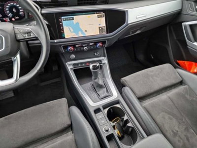 Audi Q3 Sportback 40 TFSI S tronic quattro edition (15)