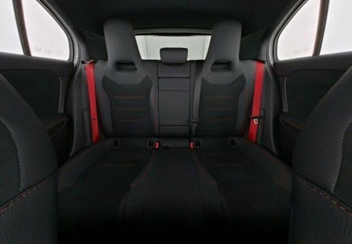 Mercedes-Benz Classe A Sedan AMG 35 AMG Line Premium 4matic auto (10)
