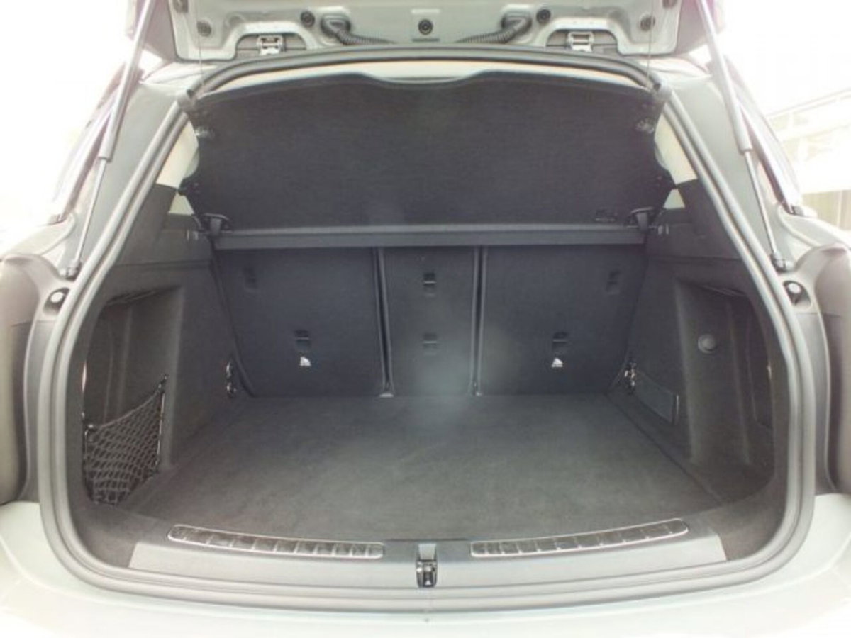 MINI Mini Countryman 2.0 Cooper D Essential Countryman (16)
