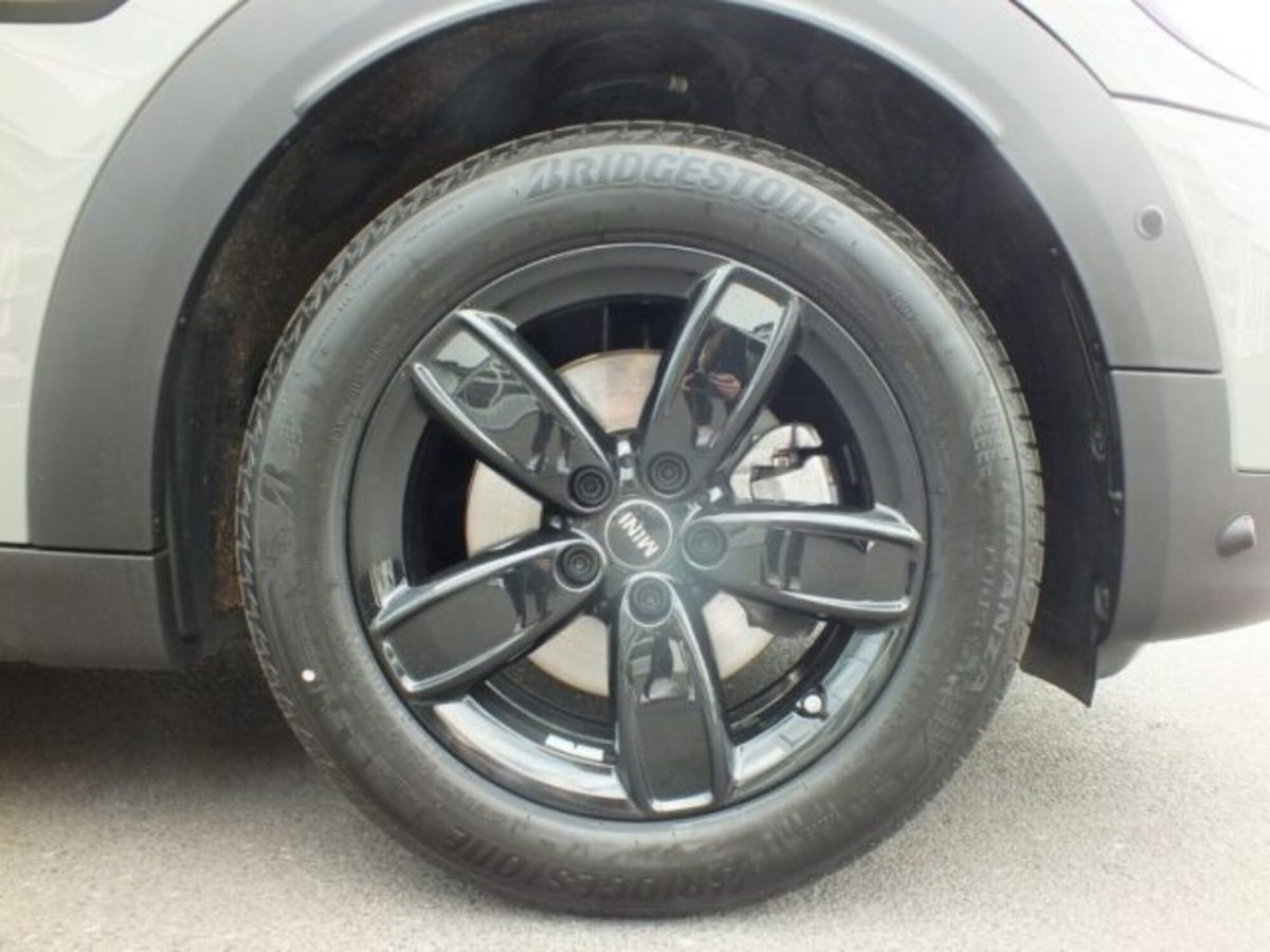MINI Mini Countryman 2.0 Cooper D Essential Countryman (6)