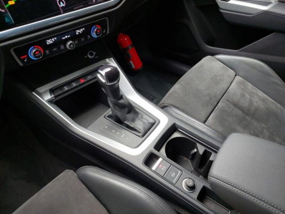 Audi Q3 35 TFSI S tronic S line edition (12)