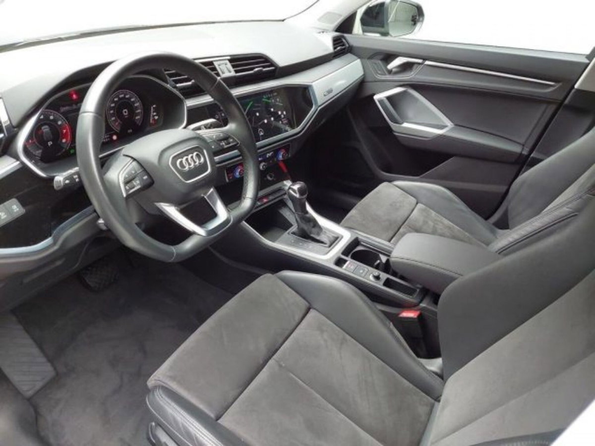 Audi Q3 35 TFSI S tronic S line edition (18)