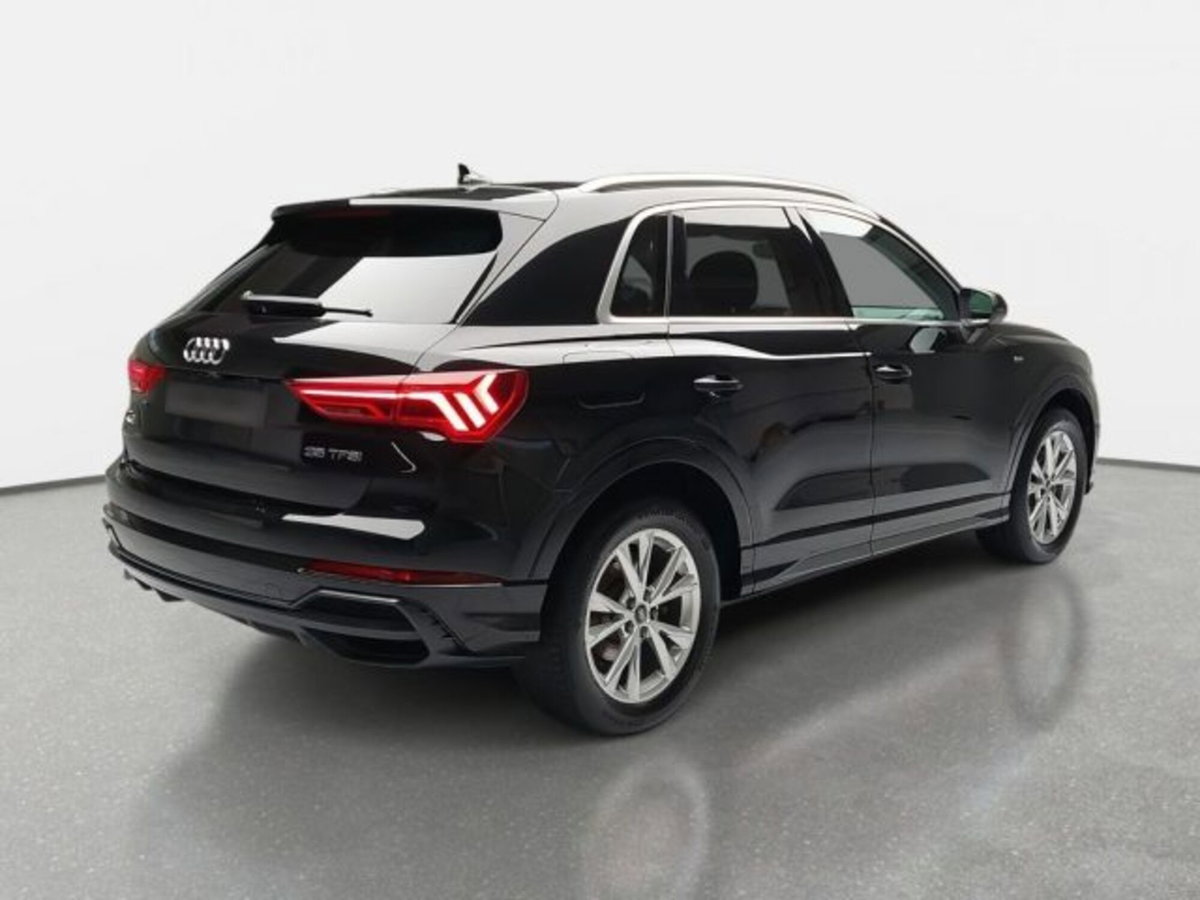 Audi Q3 35 TFSI S tronic S line edition (3)