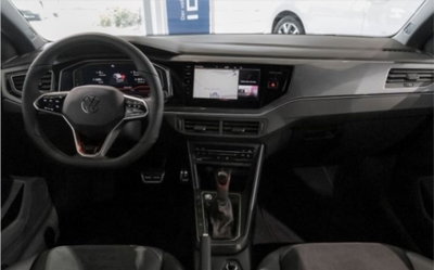 Volkswagen Polo 2.0 tsi GTI dsg (7)