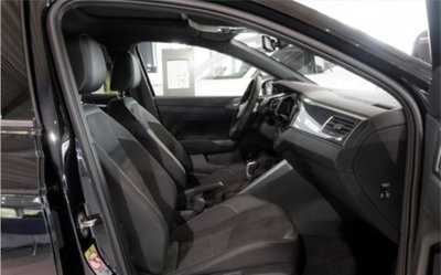 Volkswagen Polo 2.0 tsi GTI dsg (8)