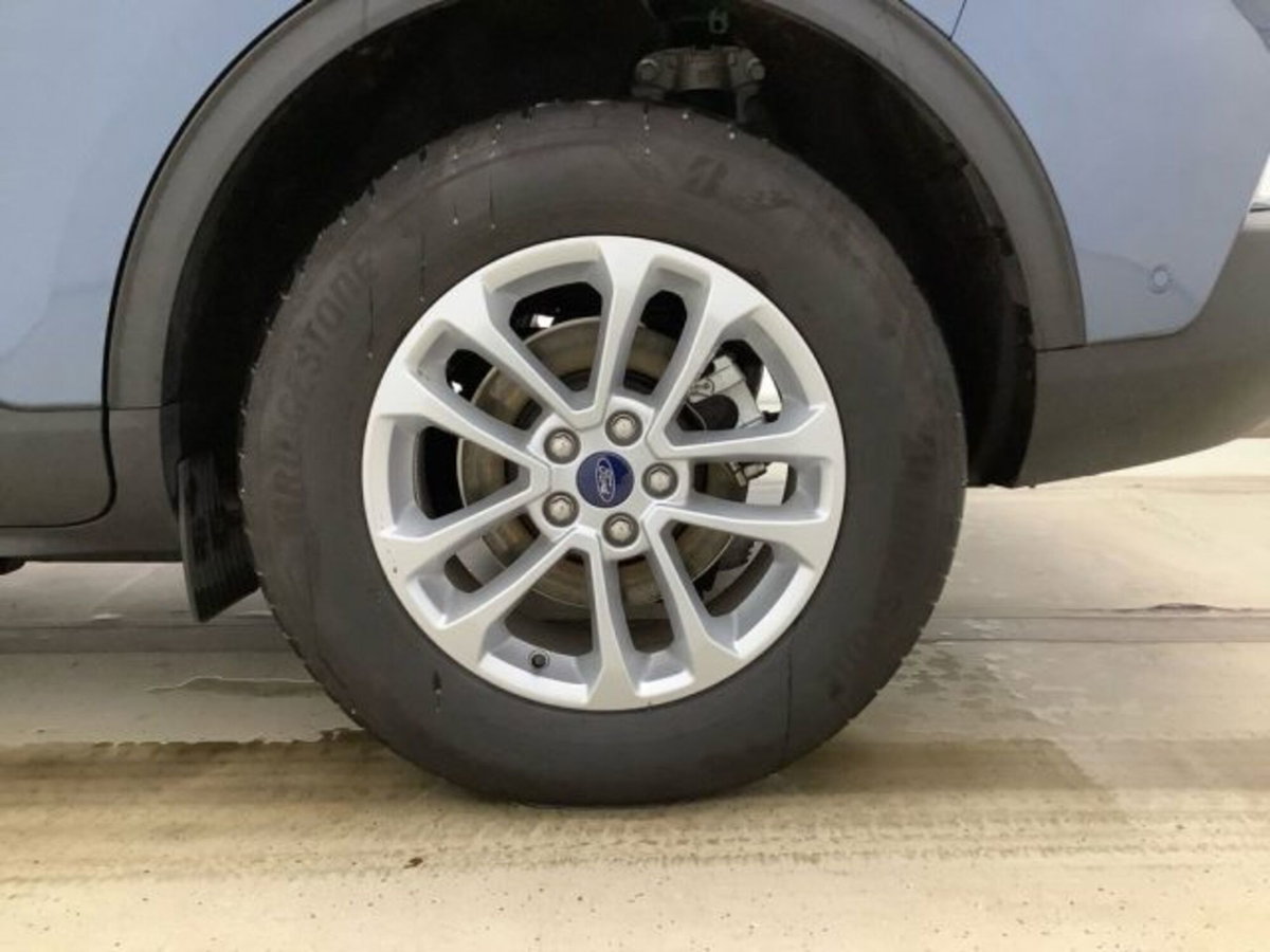 Ford Kuga 2.5 Plug In Hybrid 225 CV CVT 2WD Titanium (3)