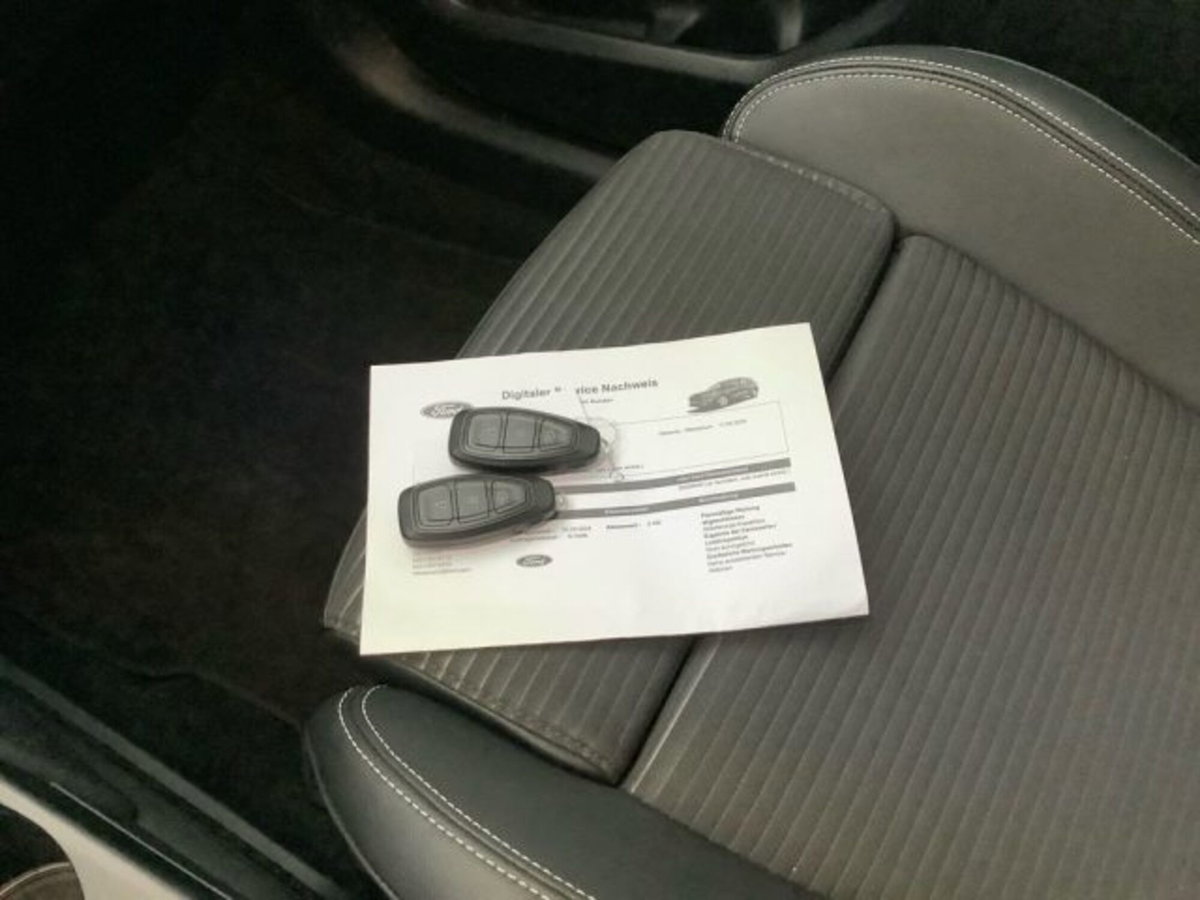 Ford Kuga 2.5 Plug In Hybrid 225 CV CVT 2WD Titanium (5)
