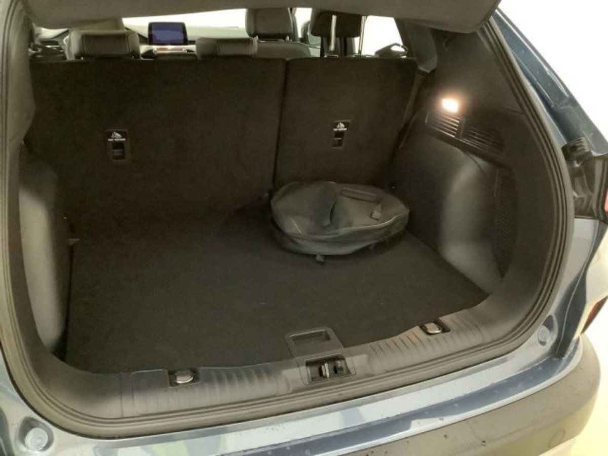 Ford Kuga 2.5 Plug In Hybrid 225 CV CVT 2WD Titanium (6)
