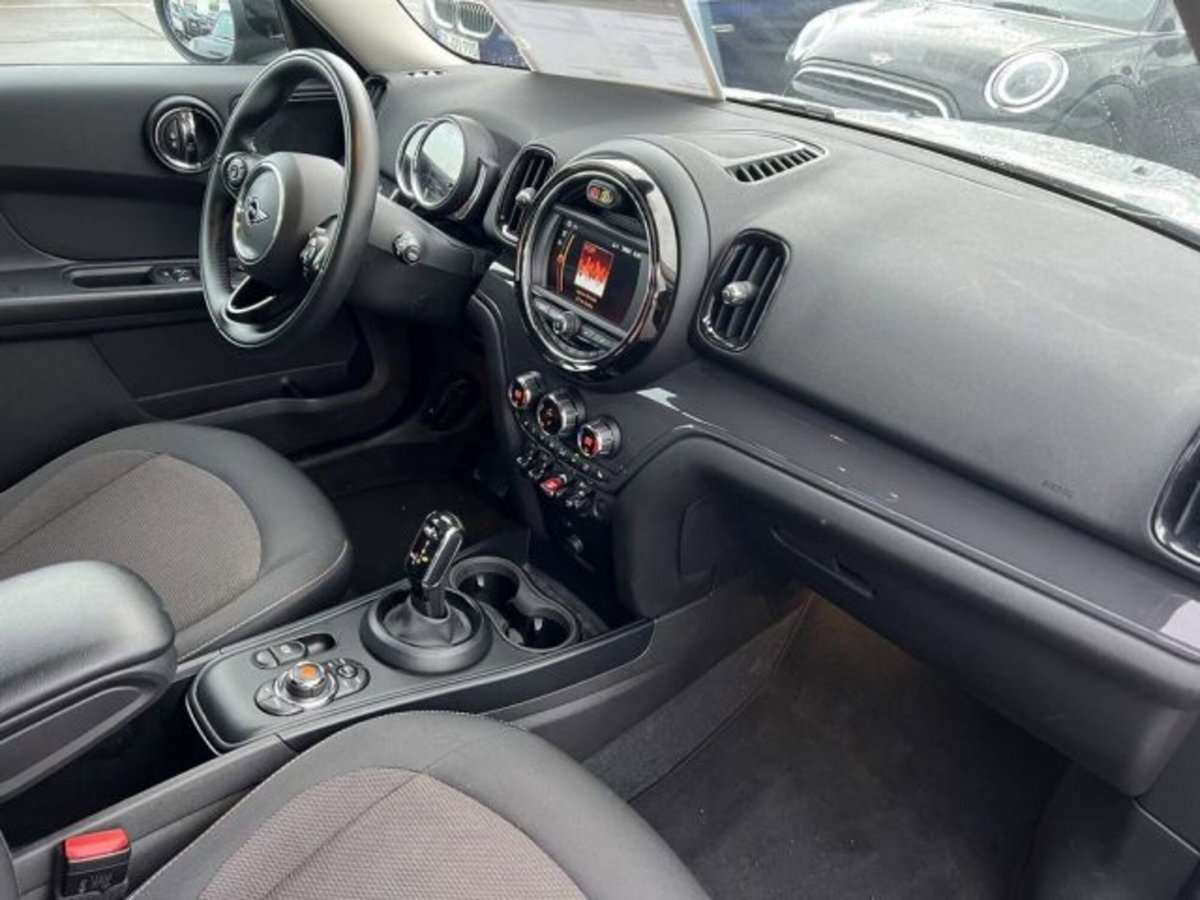 MINI Mini Countryman 2.0 Cooper D Essential Countryman (5)